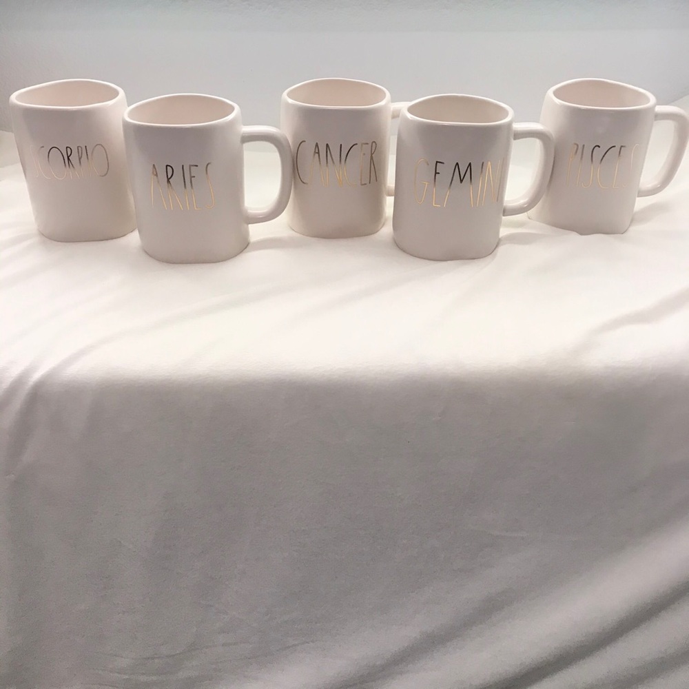 Rae Dunn Zodiac / Scorpio or Aries Mug